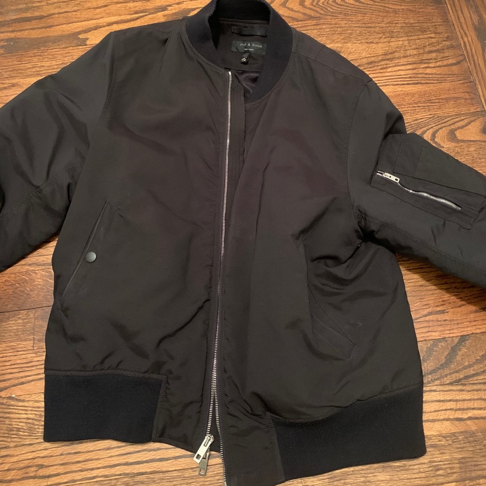 Rag & bone men’s bomber size L, great condition